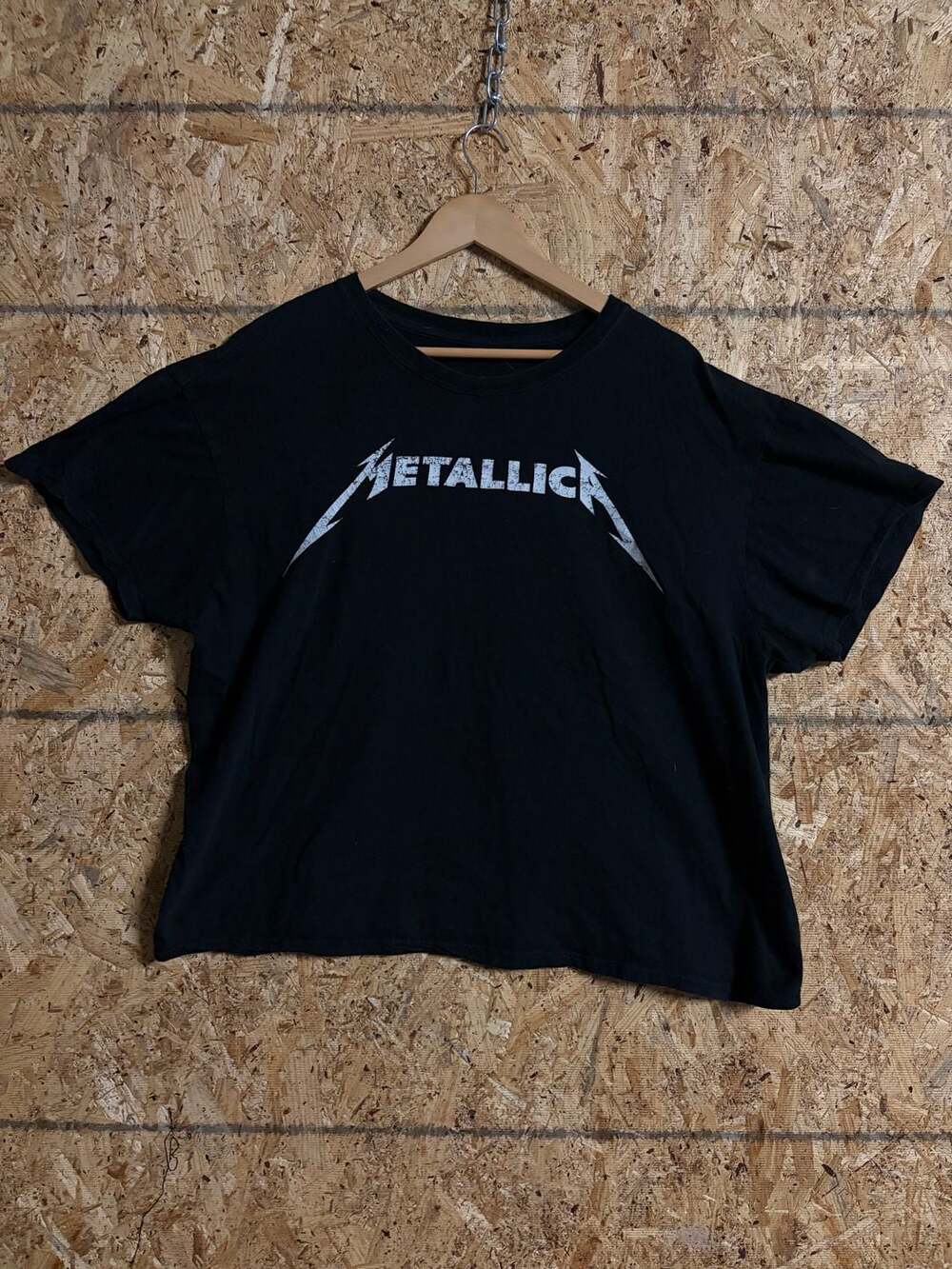 Metallica Classic Logo Black Cropped Graphic T-Shirt